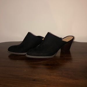 Old Navy Black Mules